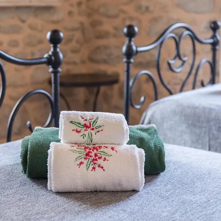 Podere Groppini Farm stay